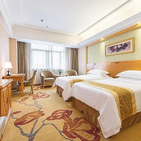 Vienna Hotel Shenzhen View Lake Park Dış mekan fotoğraf